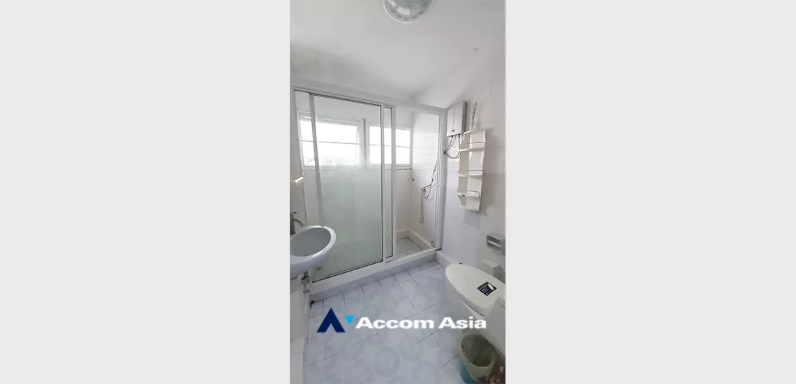 10  5 br House For Rent in sukhumvit ,Bangkok BTS Thong Lo AA34724