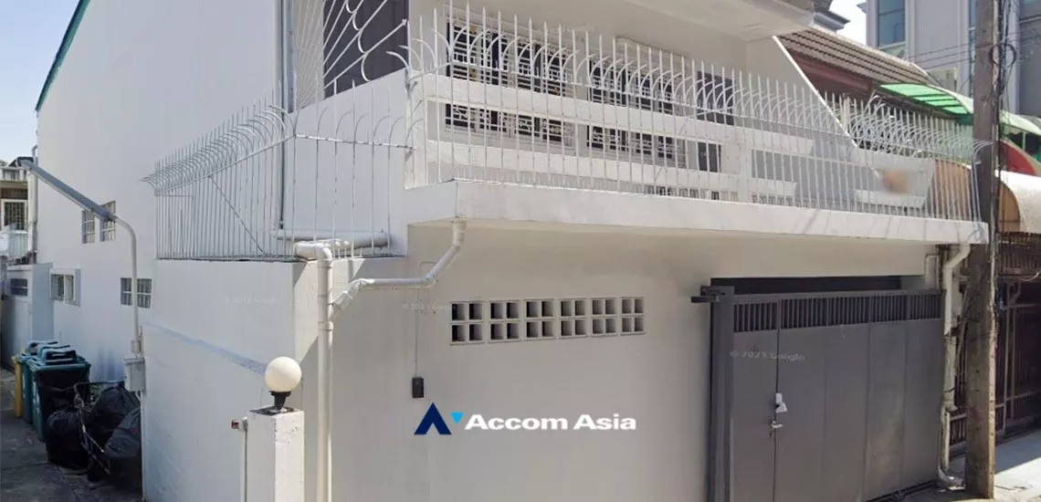  1  3 br Townhouse For Rent in sukhumvit ,Bangkok BTS Phra khanong AA34830