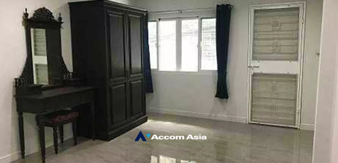 10  3 br Townhouse For Rent in sukhumvit ,Bangkok BTS Phra khanong AA34830