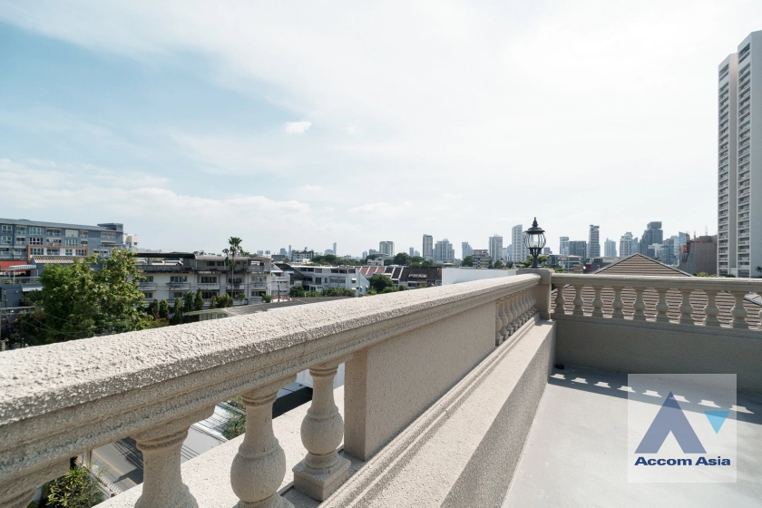 39  4 br House For Sale in Sukhumvit ,Bangkok BTS Ekkamai at Casa Ekkamai 28 AA34857