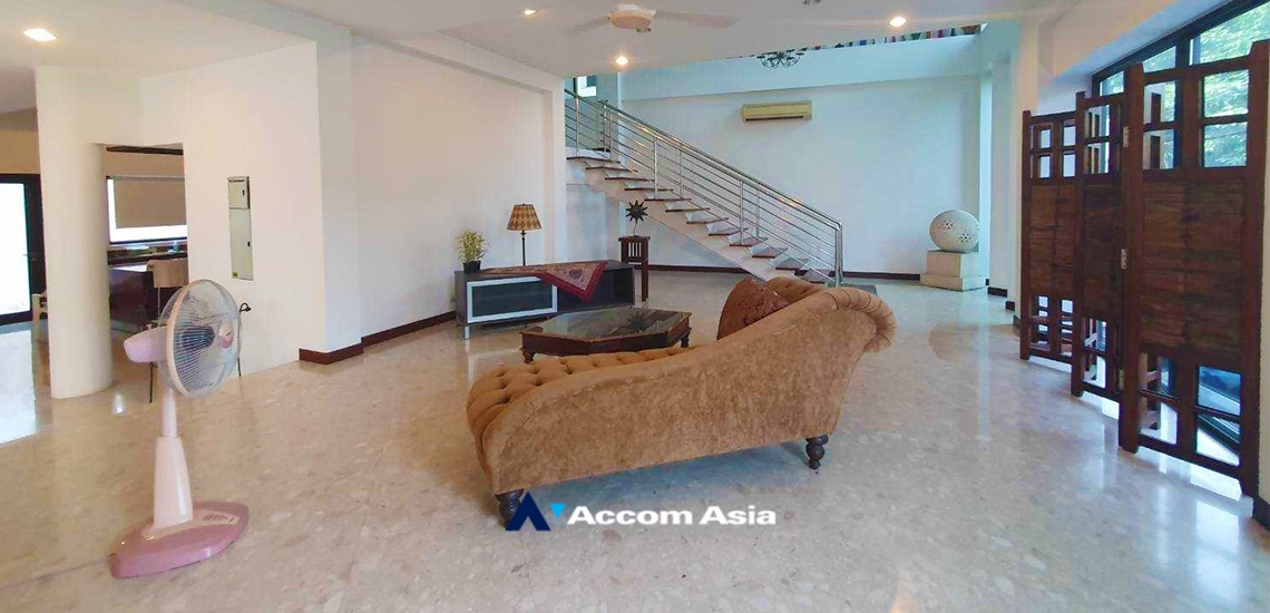  1  5 br House For Sale in Sukhumvit ,Bangkok BTS Phra khanong AA34858