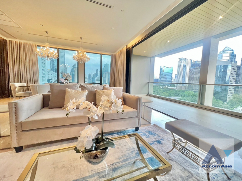 Fully Furnished, Penthouse | Sindhorn Residence