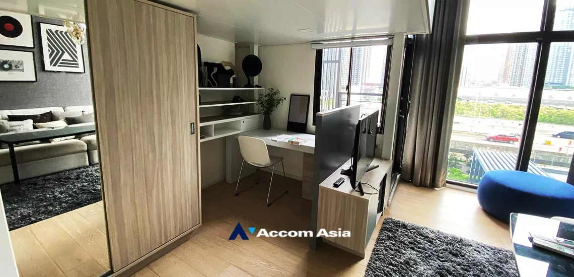 5  1 br Condominium For Rent in Phaholyothin ,Bangkok MRT Rama 9 - ARL Makkasan at Chewathai Residence Asoke AA34896