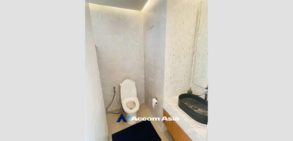 27  4 br Condominium for rent and sale in Sukhumvit ,Bangkok BTS Ekkamai at Phatssana Gardens AA34974