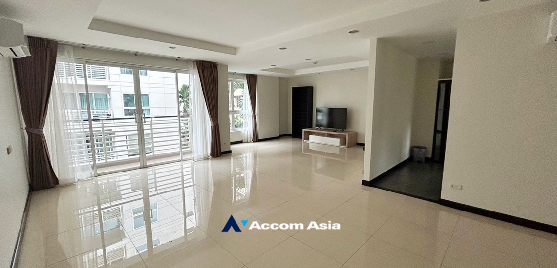  Avenue 61 Condominium  3 Bedroom for Rent BTS Ekkamai in Sukhumvit Bangkok