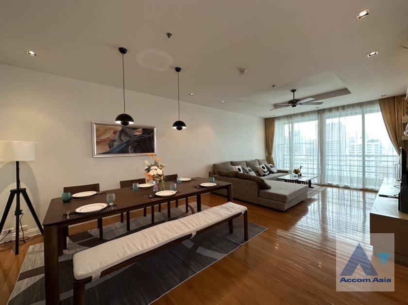  1  3 br Condominium For Rent in Silom ,Bangkok BTS Sala Daeng - MRT Silom at Royal Saladaeng AA34997