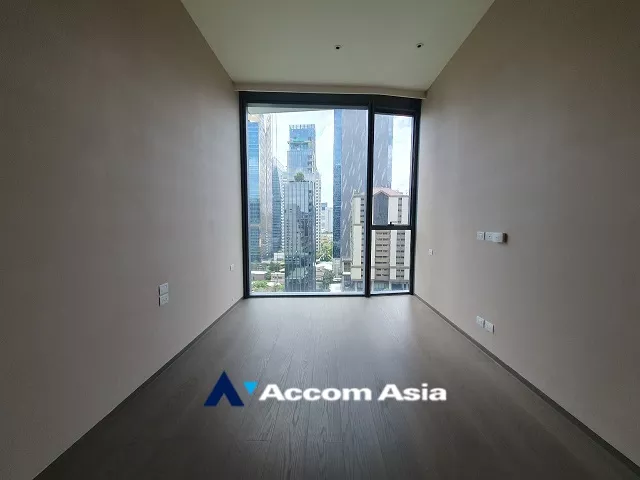 18  2 br Condominium For Sale in Ploenchit ,Bangkok BTS Chitlom at Scope Langsuan AA35010