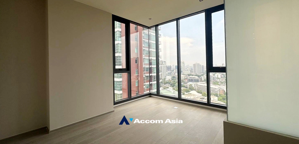  2 Bedrooms  Condominium For Rent in Sukhumvit, Bangkok  near BTS Thong Lo - BTS Ekkamai (AA35058)