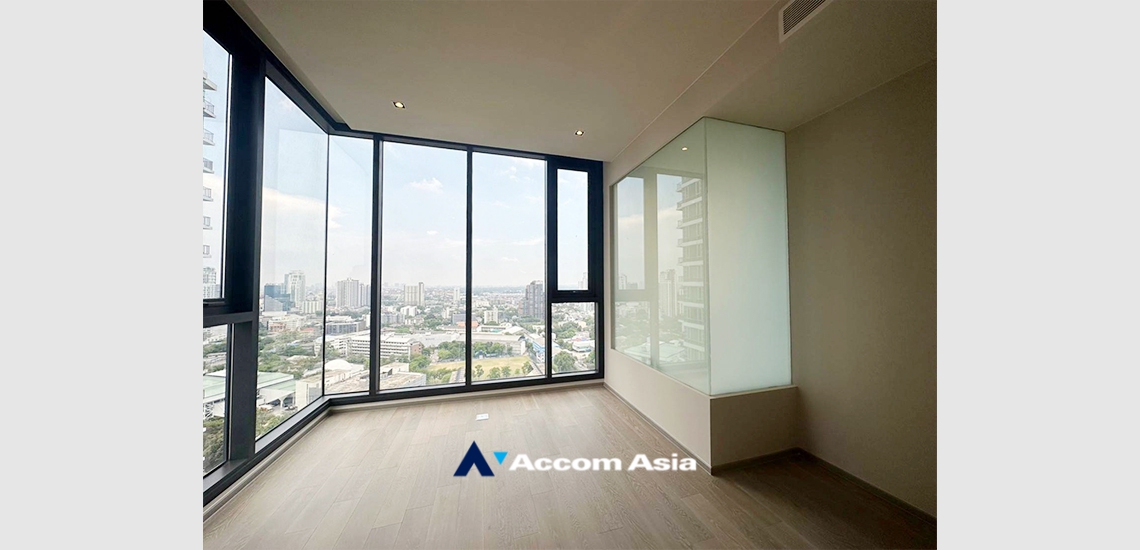  HYDE Heritage Thonglor Condominium  2 Bedroom for Rent BTS Ekkamai in Sukhumvit Bangkok