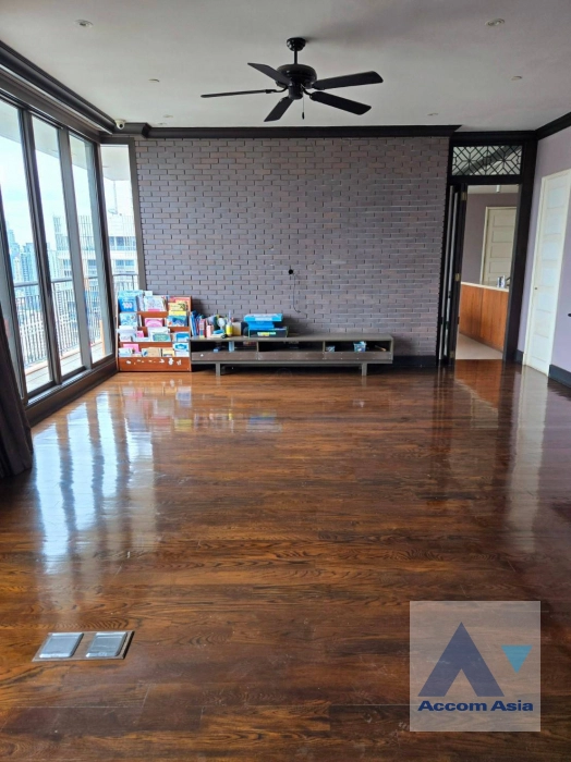 8  2 br Condominium For Sale in Sukhumvit ,Bangkok BTS Phrom Phong at Aguston Sukhumvit 22 AA35066