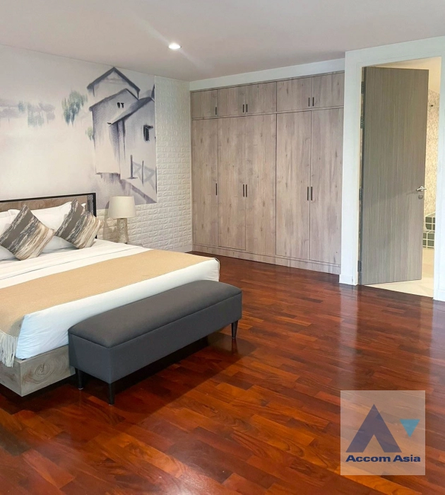 11  3 br Apartment For Rent in Ploenchit ,Bangkok BTS Chitlom - MRT Lumphini at Exclusive Residence AA35173