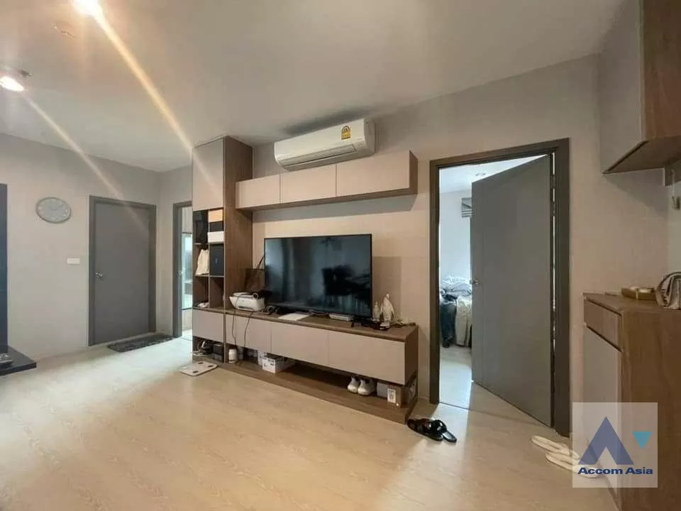  1  2 br Condominium For Sale in Dusit ,Bangkok BTS Wongwian Yai at Ideo Tha Phra Interchange AA35183