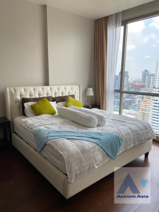  1 Bedroom  Condominium For Rent in Sukhumvit, Bangkok  near BTS Thong Lo (AA35273)