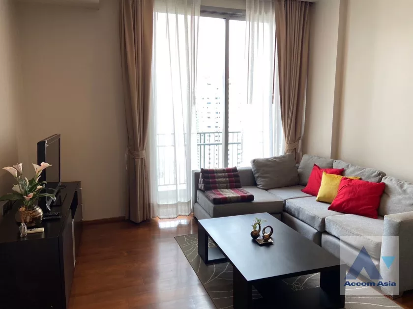  1 Bedroom  Condominium For Rent in Sukhumvit, Bangkok  near BTS Thong Lo (AA35273)