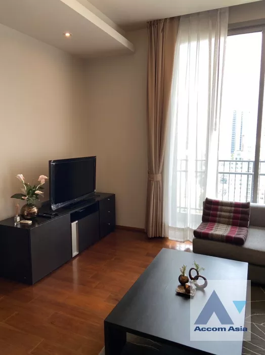  1 Bedroom  Condominium For Rent in Sukhumvit, Bangkok  near BTS Thong Lo (AA35273)