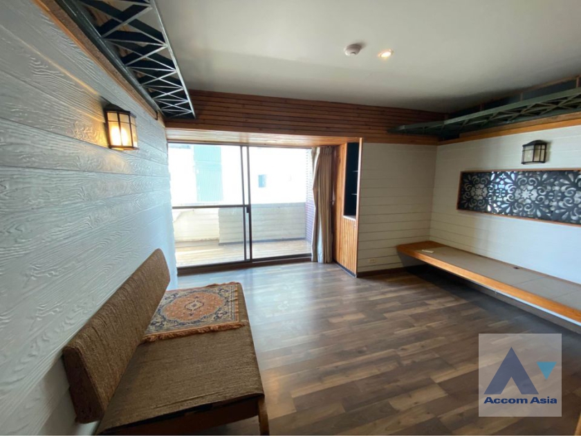 7  3 br Condominium for rent and sale in Pattanakarn ,Bangkok BTS On Nut at Baan Onnut AA35294