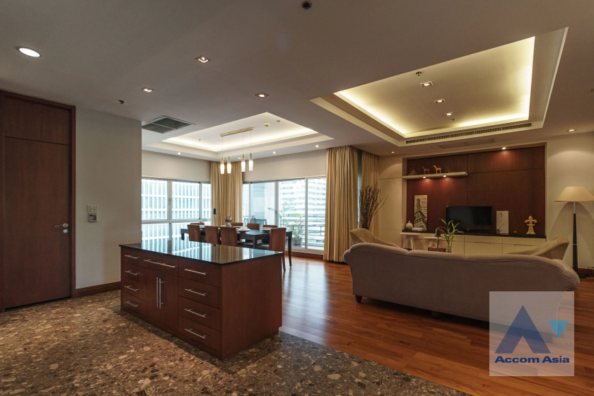 6  3 br Apartment For Rent in Ploenchit ,Bangkok BTS Ploenchit at Elegance and Traditional Luxury AA35313