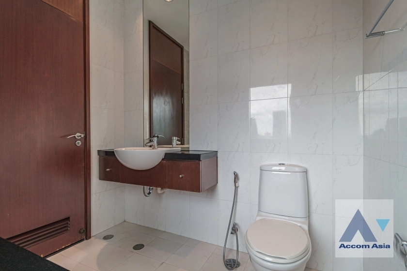 31  3 br Apartment For Rent in Ploenchit ,Bangkok BTS Ploenchit at Elegance and Traditional Luxury AA35315