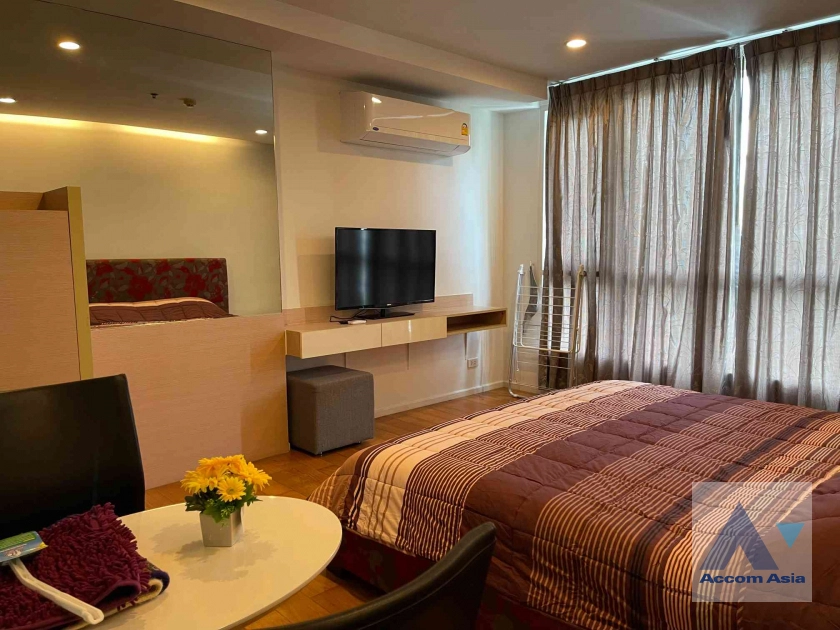  1 Bedroom  Condominium For Rent & Sale in Sukhumvit, Bangkok  near BTS Asok - MRT Sukhumvit (AA35356)