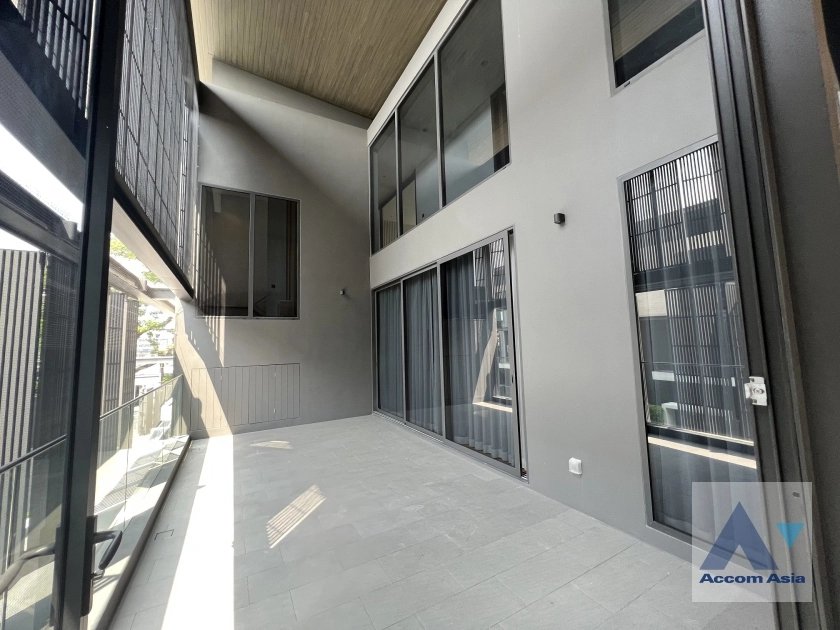 17  3 br House For Rent in Pattanakarn ,Bangkok ARL Hua Mak at The Urban Reserve AA35383