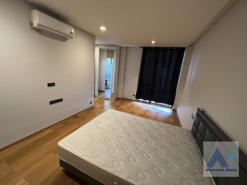 11  3 br House For Rent in Pattanakarn ,Bangkok ARL Hua Mak at The Urban Reserve AA35383