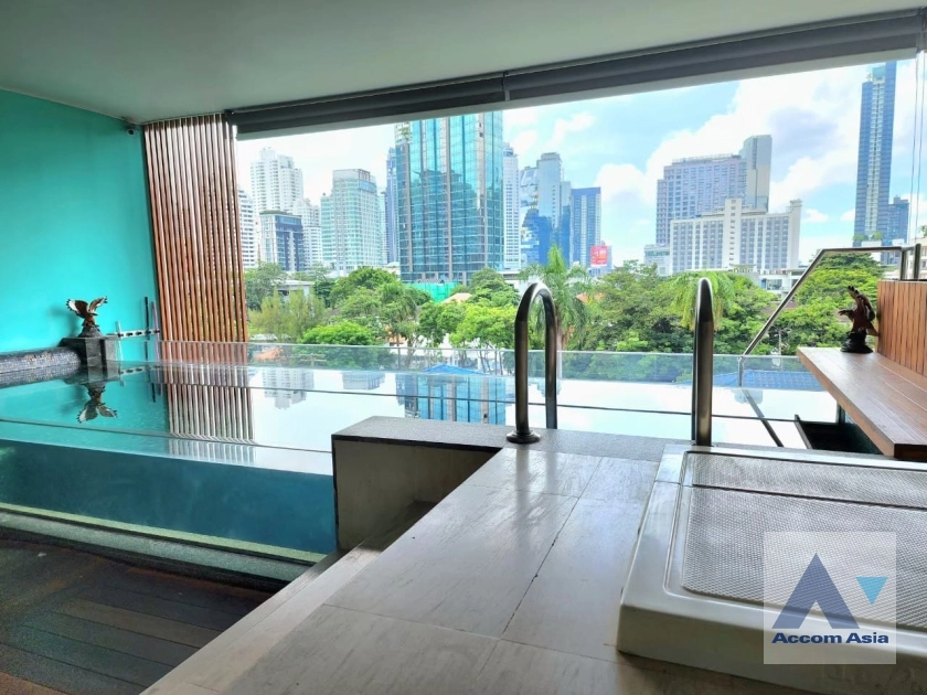 Private Swimming Pool | The Marvel Residence