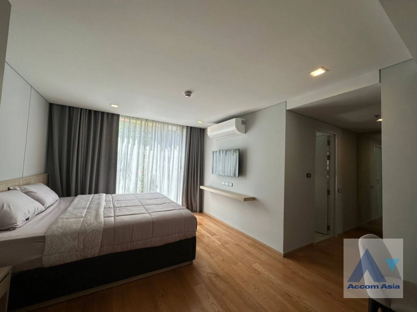 7  3 br Apartment For Rent in Sukhumvit ,Bangkok BTS Nana at Comfortable of Living Space AA35410