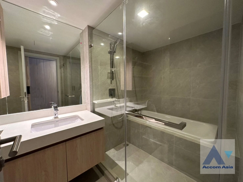 6  2 br Apartment For Rent in Sukhumvit ,Bangkok BTS Nana at Comfortable of Living Space AA35412