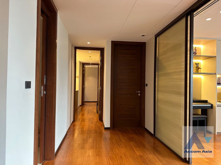 6  2 br Condominium For Sale in Sukhumvit ,Bangkok BTS Thong Lo at La Citta Delre AA35455