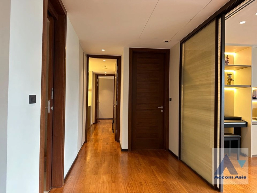 6  2 br Condominium For Sale in Sukhumvit ,Bangkok BTS Thong Lo at La Citta Delre AA35455