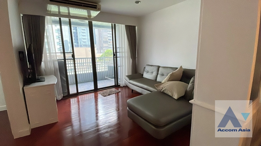 Acadamia Grand Tower Condominium  2 Bedroom for Sale & Rent BTS Phrom Phong in Sukhumvit Bangkok