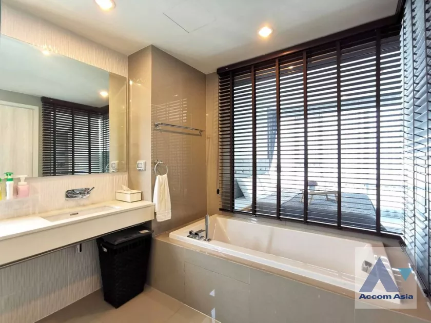 13  2 br Condominium For Rent in Sukhumvit ,Bangkok BTS Ekkamai at Rhythm Sukhumvit 42 AA35501