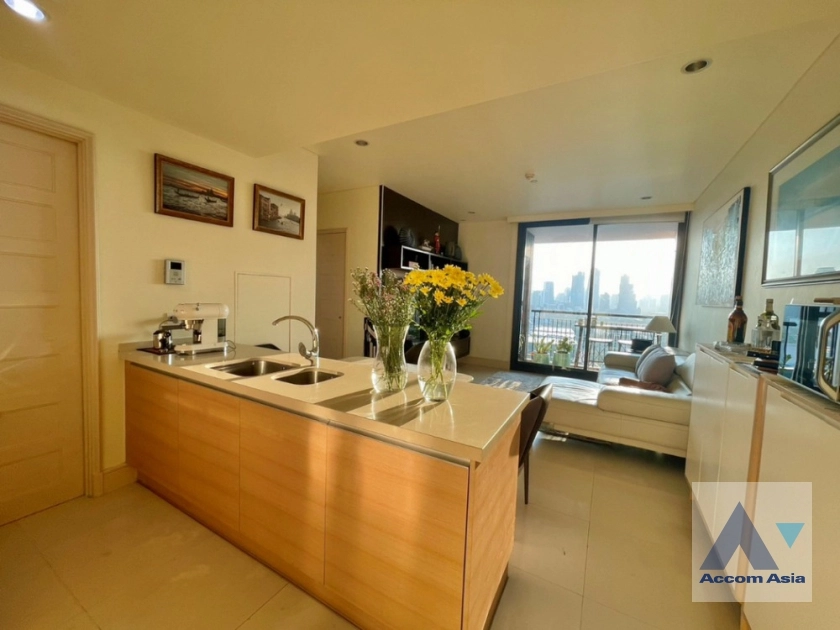  2 Bedrooms  Condominium For Sale in Sukhumvit, Bangkok  near BTS Phrom Phong (AA35561)