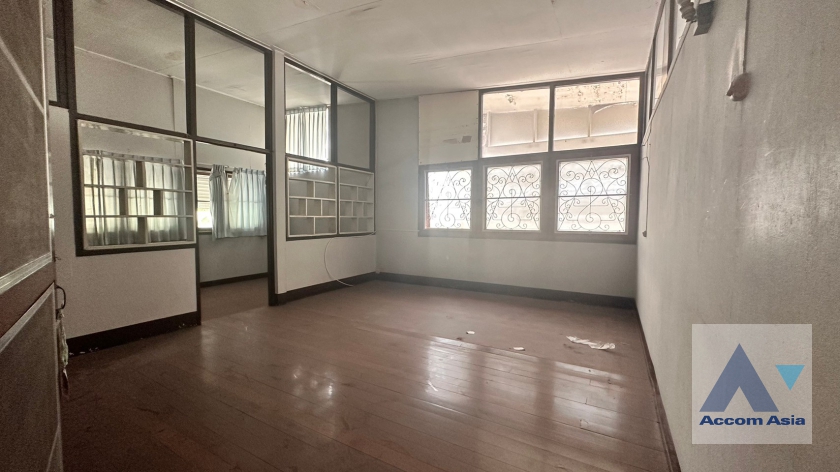 26  House For Sale in sukhumvit ,Bangkok BTS Thong Lo AA35680