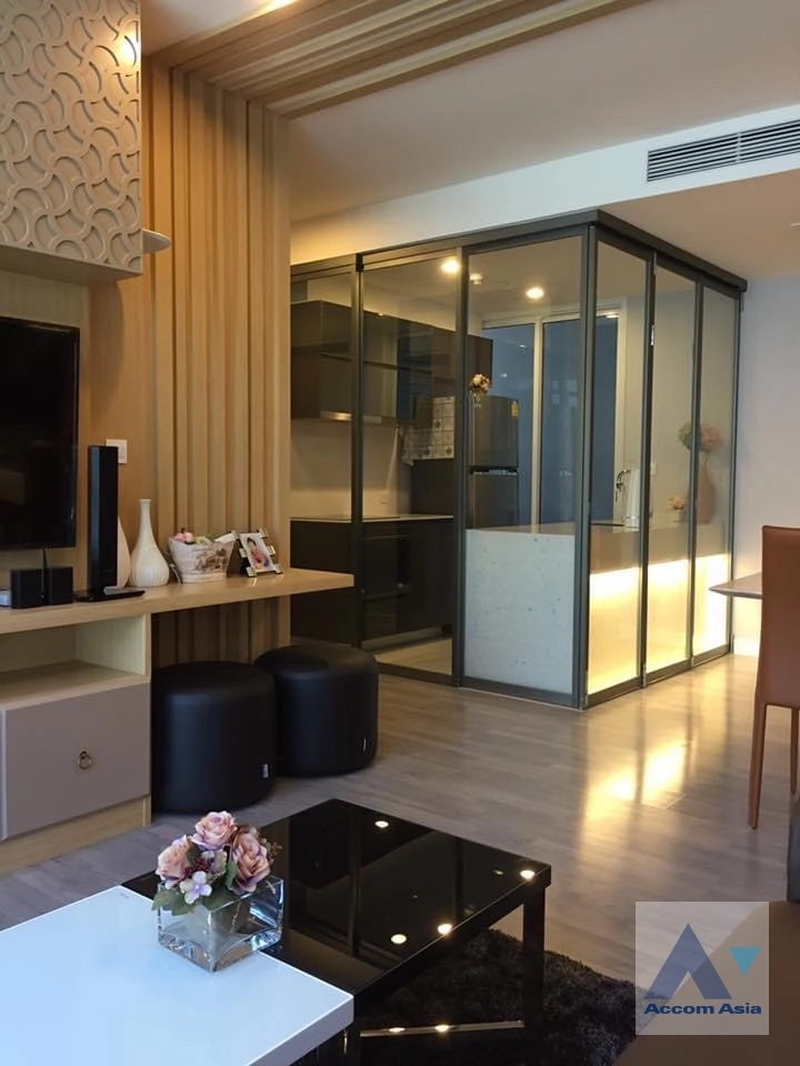 5  2 br Condominium For Sale in Silom ,Bangkok BTS Surasak at The Room Sathorn Pan Road AA35700