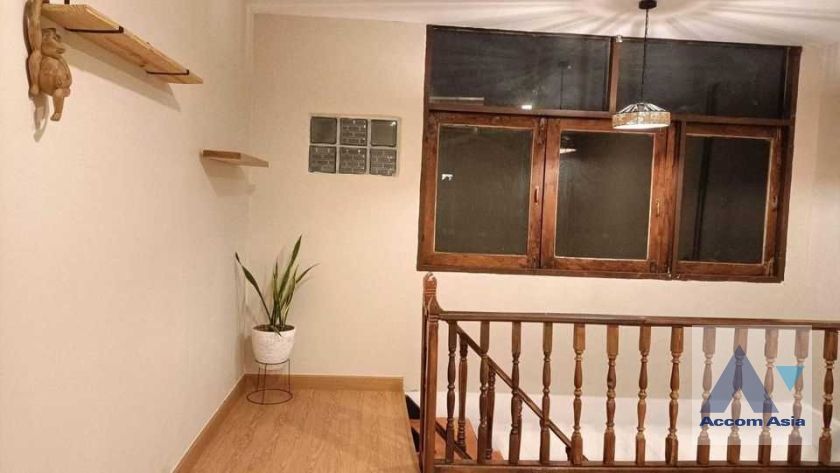 9  2 br House For Rent in New Phetchaburi ,Bangkok  AA35715