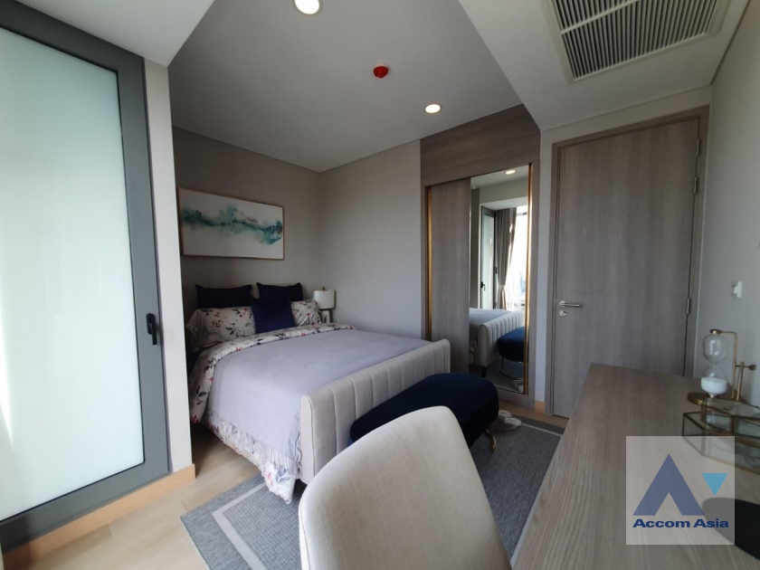 30  3 br Condominium For Sale in Sukhumvit ,Bangkok MRT Queen Sirikit National Convention Center at Siamese Exclusive Queens AA35717