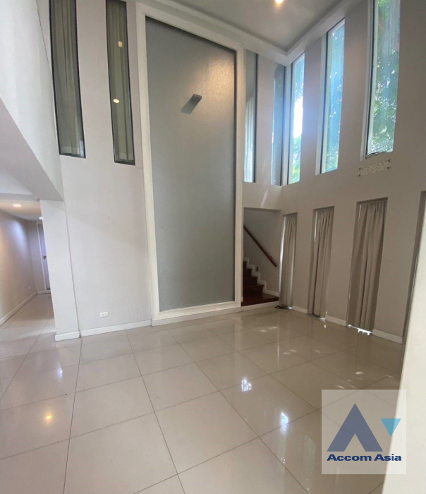 5  5 br Building For Rent in Sukhumvit ,Bangkok BTS Phrom Phong AA35856