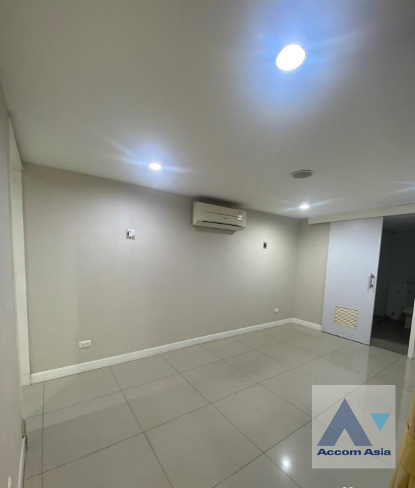 11  5 br Building For Rent in Sukhumvit ,Bangkok BTS Phrom Phong AA35856