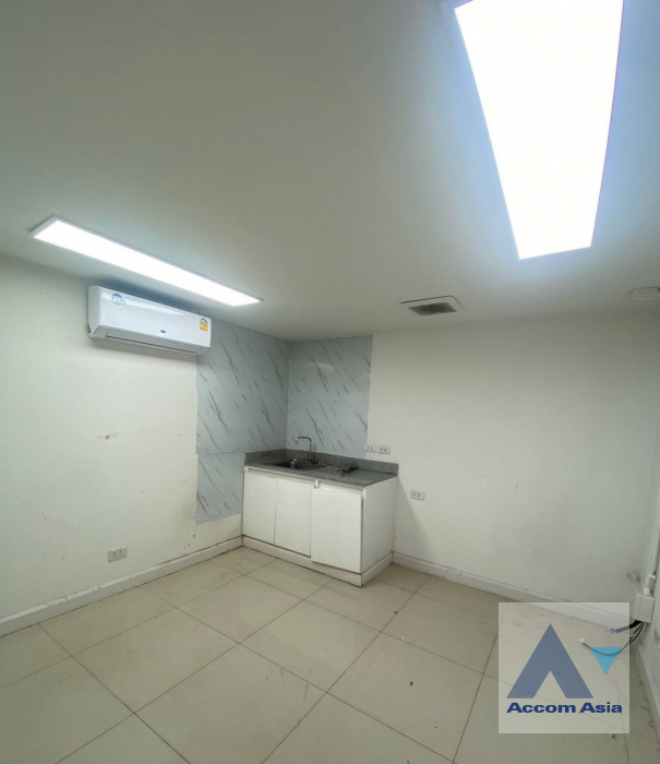 19  5 br Building For Rent in Sukhumvit ,Bangkok BTS Phrom Phong AA35856