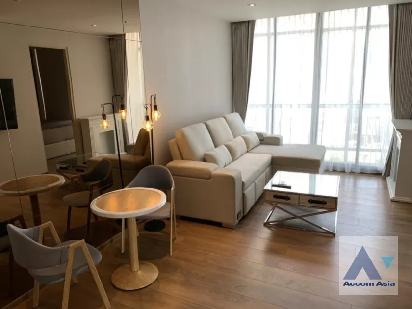  2 Bedrooms  Condominium For Rent & Sale in Sukhumvit, Bangkok  near BTS Phrom Phong (AA35875)