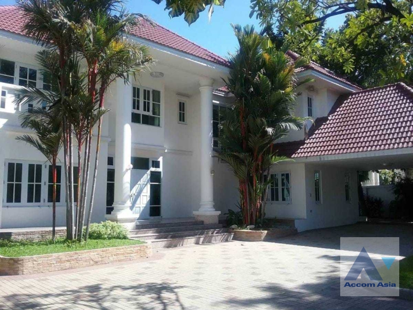  6 Bedrooms  House For Rent in Samutprakan, Samutprakan  (AA35908)