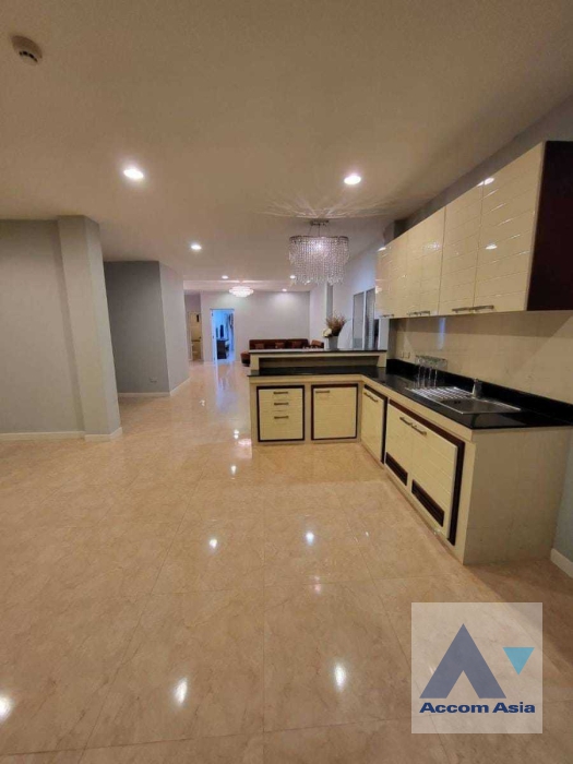 8  6 br House For Rent in Samutprakan ,Samutprakan  at Exclusive House in compound AA35908