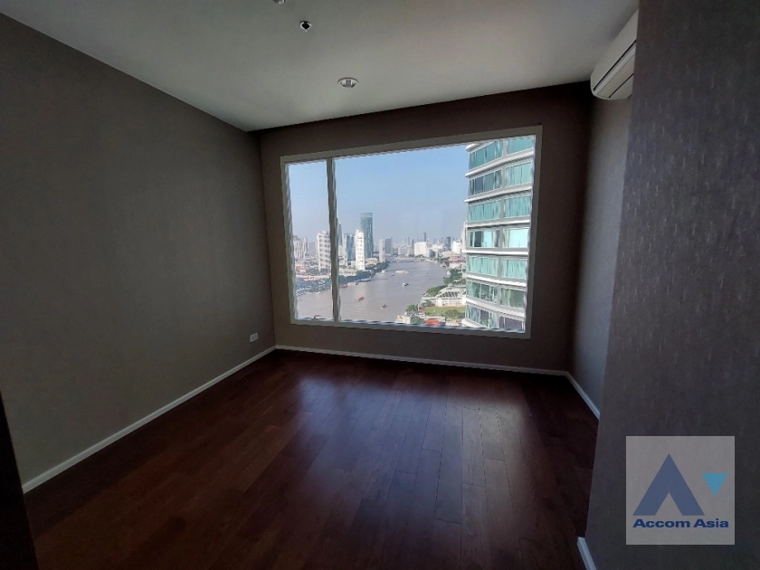 7  3 br Condominium For Sale in Rama 3 ,Bangkok BTS Saphan Taksin at Menam Residences AA35910