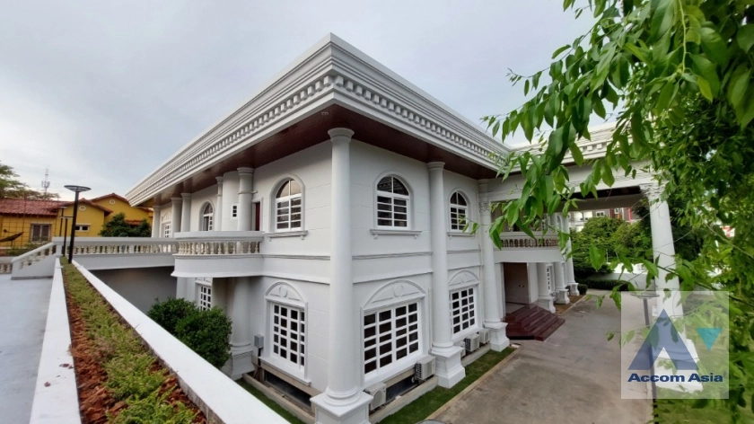 9  6 br House For Rent in Sukhumvit ,Bangkok BTS Punnawithi AA35982