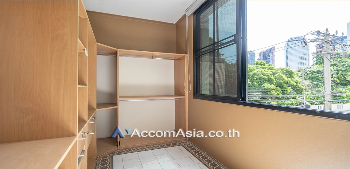 31  5 br House For Rent in Sukhumvit ,Bangkok BTS Thong Lo at Compound In CBD 65023