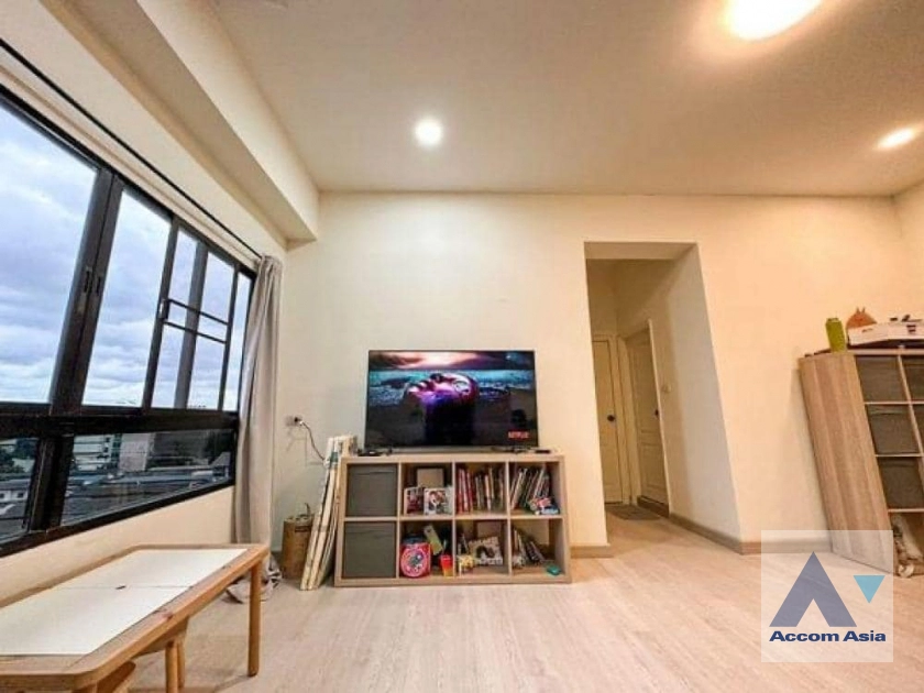  1  3 br Condominium For Sale in Sathorn ,Bangkok MRT Lumphini at Lumpini Place Suanplu - Sathorn AA36053