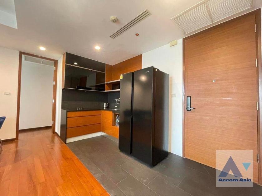  2 Bedrooms  Condominium For Rent in Sukhumvit, Bangkok  near BTS Thong Lo (AA36140)