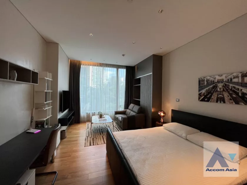 Fully Furnished | Sindhorn Residence