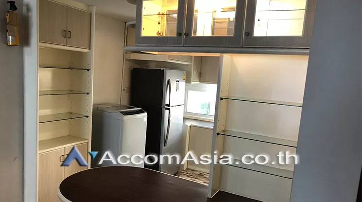 Pet friendly |  2 Bedrooms  Apartment For Rent in Sukhumvit, Bangkok  near BTS Asok - MRT Phetchaburi (15046)